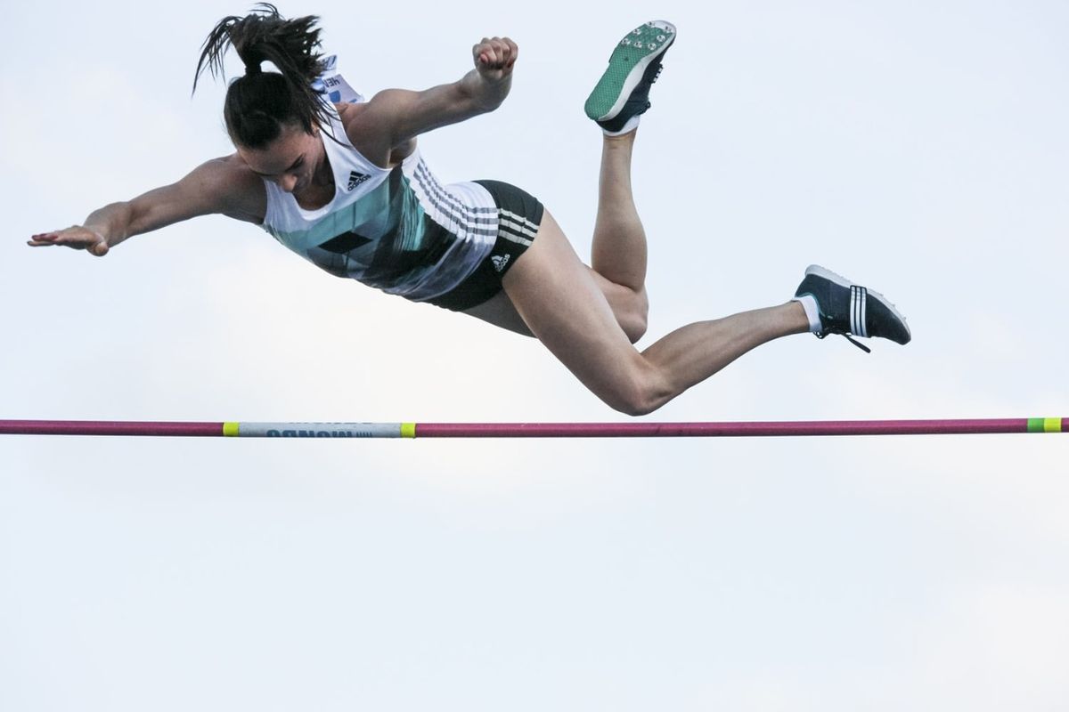 El 21 de junio de 2016 (18 días después de haber cumplido 34 años), Isinbáyeva saltó 4,90 metros en el Nacional ruso disputado en Cheboksary, en la que fue su última competencia (y victoria) oficial.