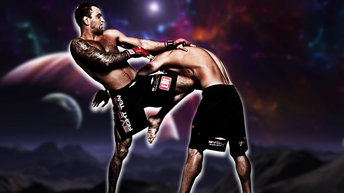 El ex luchador de MMA John Lewis fue contratado como vicepresidente y promotor de Combate Galáctico. Actualmente la serie está en fase de preproducción y espera llegar al aire en 2023.