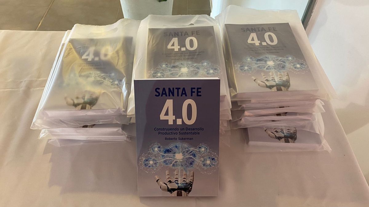 La idea de escribir el libro naci&oacute; luego de las recorridas de Sukerman por la provincia, cuando era ministro de Trabajo.