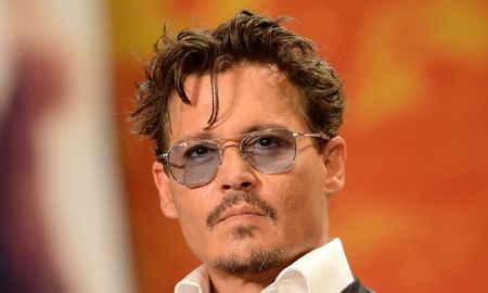 Johnny Depp presentó su nueva película: El fotógrafo de Minamata. Johnny Depp presentó su nueva película: El fotógrafo de Minamata.