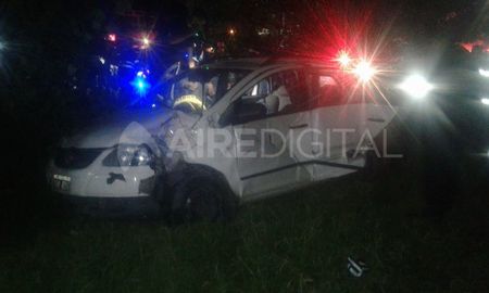El auto, minutos después del accidente El auto, minutos después del accidente