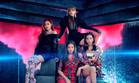 El grupo femenino de Kpop, BLACKPINK, logró otro hito al llegar a 1.6 billones de visualizaciones en su video. El grupo femenino de Kpop, BLACKPINK, logró otro hito al llegar a 1.6 billones de visualizaciones en su video.