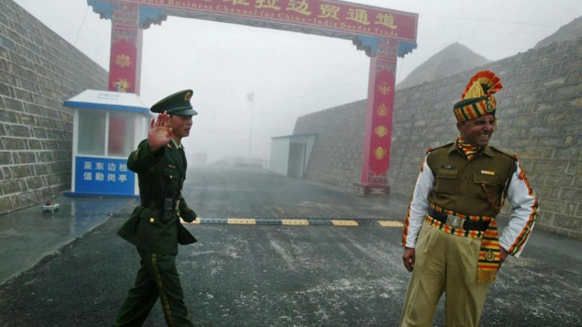 Veinte soldados indios murieron&nbsp;en un enfrentamiento este martes pero&nbsp;China&nbsp;no report&oacute; v&iacute;ctimas. Fue&nbsp;el primer choque mortal en la disputada frontera entre&nbsp;China&nbsp;e&nbsp;India&nbsp;desde 1975.