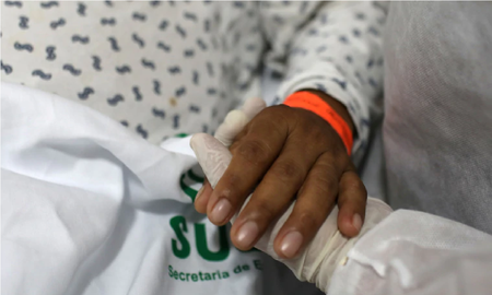 Una mujer indígena grabó a médicos insultándola antes de morir y las redes explotaron de bronca Una mujer indígena grabó a médicos insultándola antes de morir y las redes explotaron de bronca