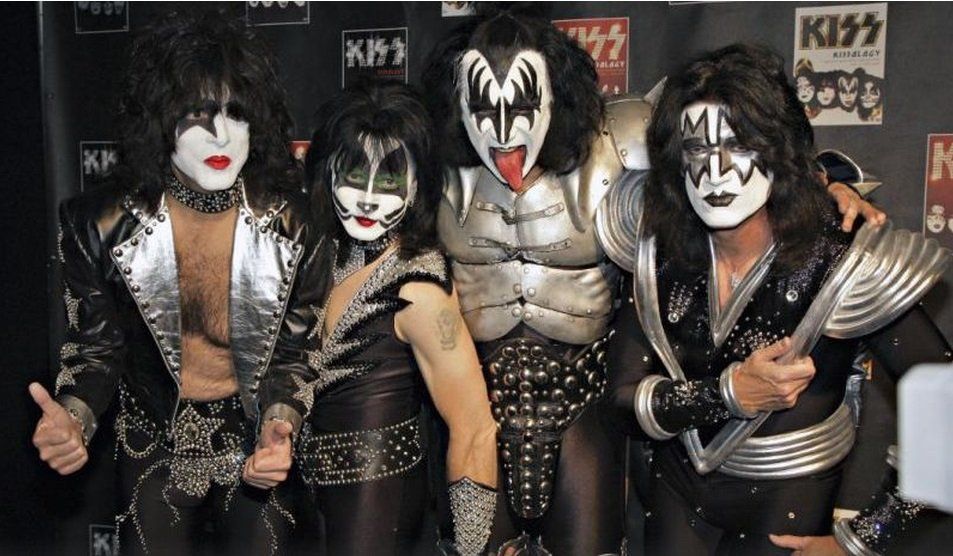 Kiss llegará a WhatsApp con sus propios emojis