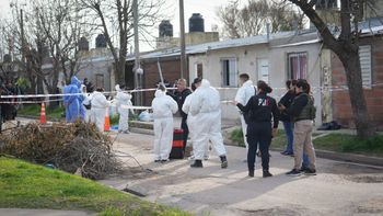 Atribuyen intento de femicidio al policía que baleó a su esposa en el barrio Nueva Esperanza
