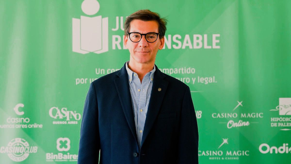 Daniel Di Lena, responsable de la Loter&iacute;a de Santa Fe, presente en el Encuentro Nacional de Juego Responsable.