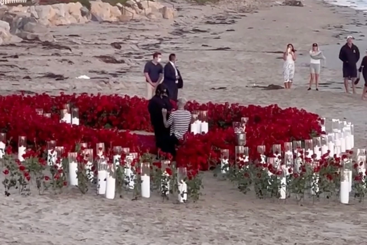 El lujoso y extravagante pedido de matrimonio de Barker a Kardashian.