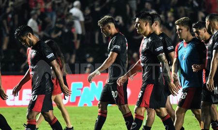 Colón y Newells juegan este lunes a las 21 por la séptima fecha de la Liga Profesional. El encuentro será transmitido por AIRE. Colón y Newells juegan este lunes a las 21 por la séptima fecha de la Liga Profesional. El encuentro será transmitido por AIRE.