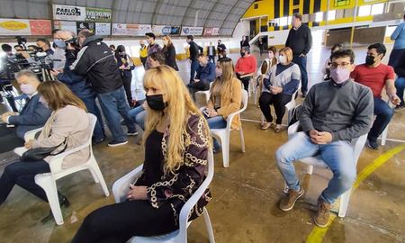 Las autoridades de San Jorge informaron las nuevas restricciones que regirán por 20 días ante el aumento de casos de covid. Las autoridades de San Jorge informaron las nuevas restricciones que regirán por 20 días ante el aumento de casos de covid.