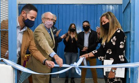 Funcionarios del gobierno provincial inauguraron el espacio radiofónico de la unidad penitenciaria, además del consultorio odontológico y las refacciones en las escuelas. Funcionarios del gobierno provincial inauguraron el espacio radiofónico de la unidad penitenciaria, además del consultorio odontológico y las refacciones en las escuelas.