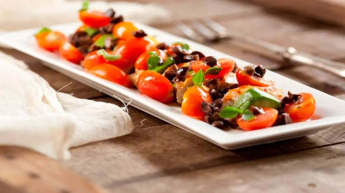 Ensalada de pollo y palta