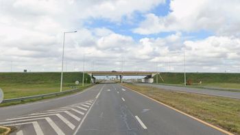 El accidente fatal ocurrió a la altura de Angélica, sobre Autovía 19 a 1 km del cruce con la ruta nacional 34. 