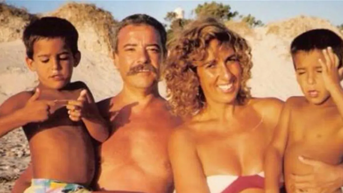Miguel El Vasco Lecuna y Georgina Barbarossa junto a sus hijos. Miguel El Vasco Lecuna y Georgina Barbarossa junto a sus hijos.