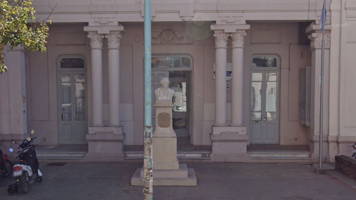 El procedimiento se dio en inmediaciones del establecimiento educativo.&nbsp;