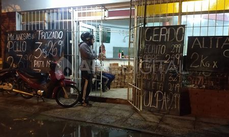El frente de la carnicería robada, en el corazón de barrio Guadalupe. El frente de la carnicería robada, en el corazón de barrio Guadalupe.