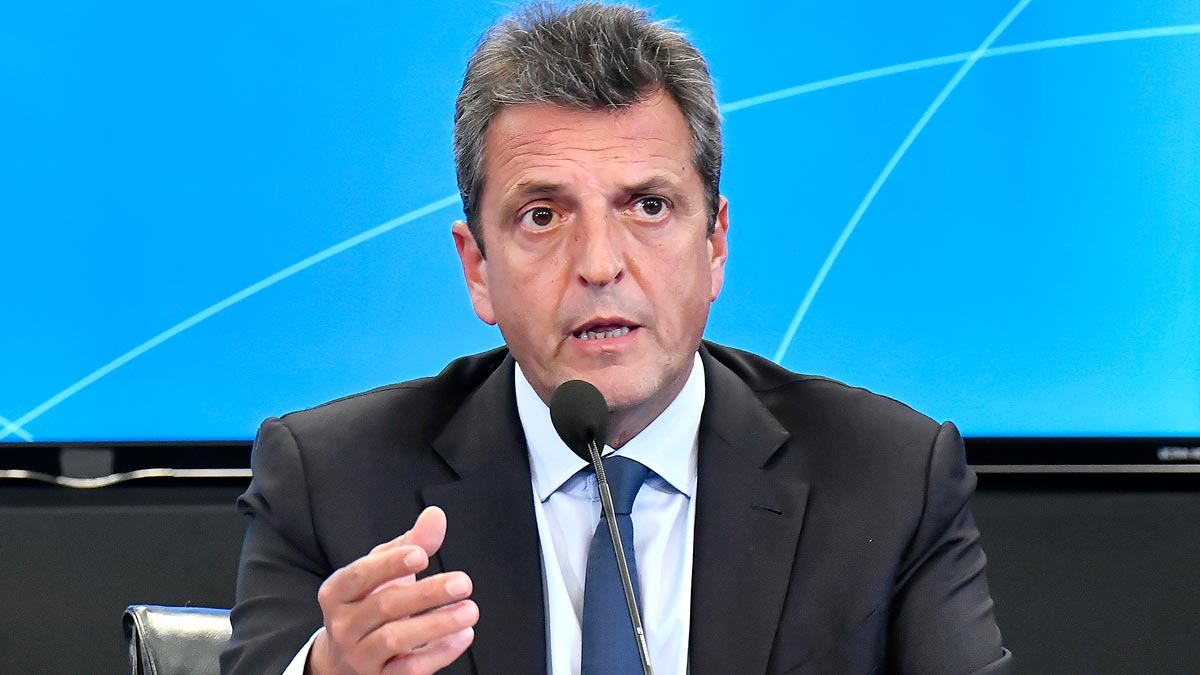 Massa aseguró que se queda como Ministro hasta el 10 de diciembre. Massa aseguró que se queda como Ministro hasta el 10 de diciembre.