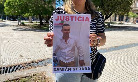 La pareja es investigada por el crimen del joven oriundo de María Luisa que apareció muerto el pasado 16 de septiembre en Laguna Paiva. La pareja es investigada por el crimen del joven oriundo de María Luisa que apareció muerto el pasado 16 de septiembre en Laguna Paiva.