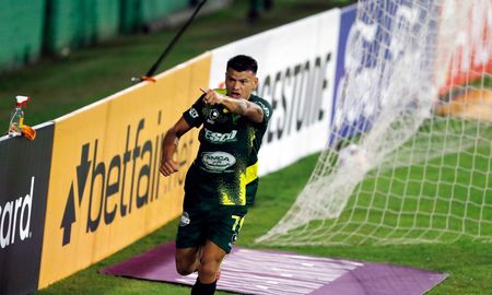 Gran triunfo de Defensa y Justicia como local, que se acomoda en el Grupo A de la Copa Libertadores. Gran triunfo de Defensa y Justicia como local, que se acomoda en el Grupo A de la Copa Libertadores.