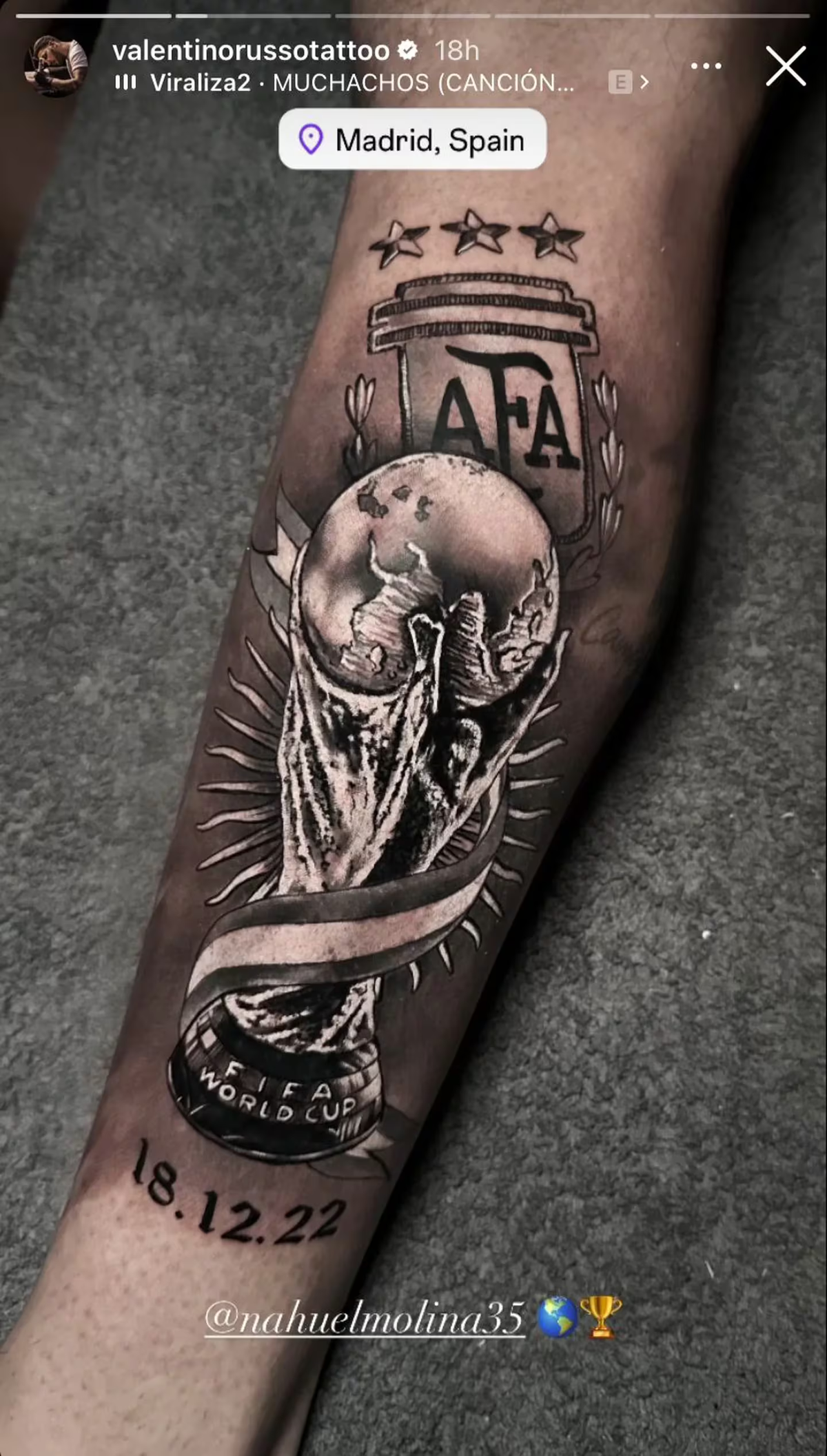 Nahuel Molina se tatuó en conmemoración al Mundial de Qatar 2022. Nahuel Molina se tatuó en conmemoración al Mundial de Qatar 2022.