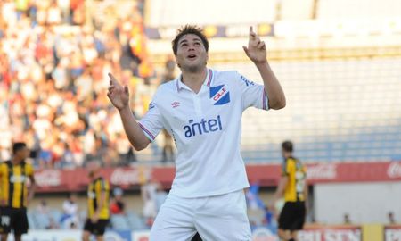 rafael garcia estaria cerca de ser el primer refuerzo de colon para el 2020 rafael garcia estaria cerca de ser el primer refuerzo de colon para el 2020