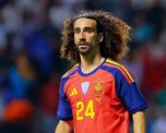 Real Madrid llegó a un acuerdo con el Chelsea y fichó a Marc Cucurella por una cifra cercana a 55 millones de euros. Real Madrid llegó a un acuerdo con el Chelsea y fichó a Marc Cucurella por una cifra cercana a 55 millones de euros.
