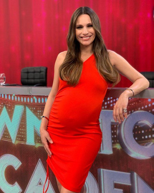 Pampita ya está en fecha de parto.