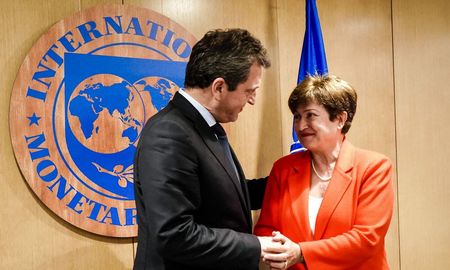 .Sergio Massa reunido con la titular del FMI, Kristalina Gueorguíeva. .Sergio Massa reunido con la titular del FMI, Kristalina Gueorguíeva.