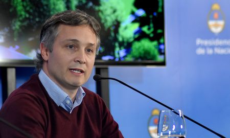 Denuncian a exsecretario General de la Presidencia de Macri por supuesto enriquecimiento ilícito. Denuncian a exsecretario General de la Presidencia de Macri por supuesto enriquecimiento ilícito.