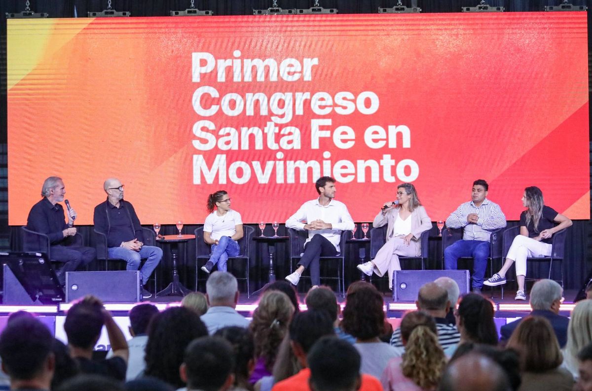 Daniel Castellani participó del congreso Santa Fe en Movimiento.