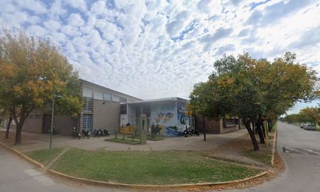La directora de la escuela Malvinas Argentinas de Rafaela reveló en AIRE cómo se enteró de las amenazas virales contra establecimientos educativos de la zona. La directora de la escuela Malvinas Argentinas de Rafaela reveló en AIRE cómo se enteró de las amenazas virales contra establecimientos educativos de la zona.