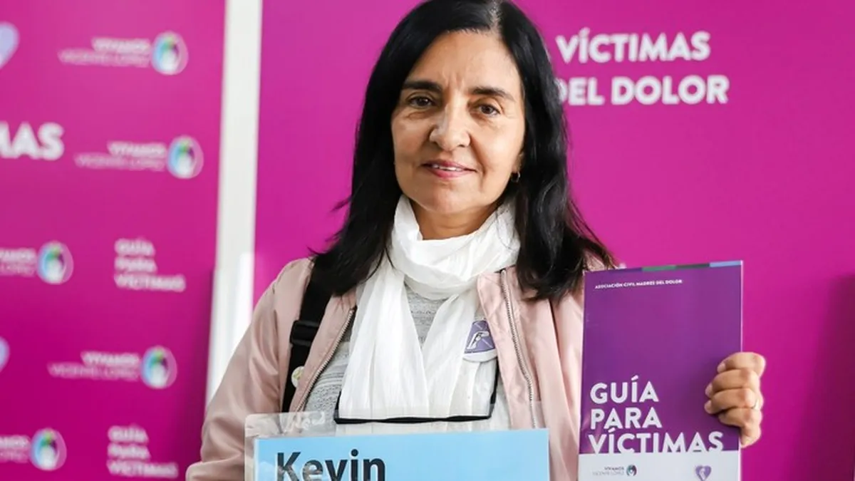 Viviam Perrone en la presentación de la “Guía para Víctimas”, un manual que brinda información sobre los derechos de estas personas, asesoramiento jurídico y apoyo emocional para víctimas o familiares. Viviam Perrone en la presentación de la “Guía para Víctimas”, un manual que brinda información sobre los derechos de estas personas, asesoramiento jurídico y apoyo emocional para víctimas o familiares.