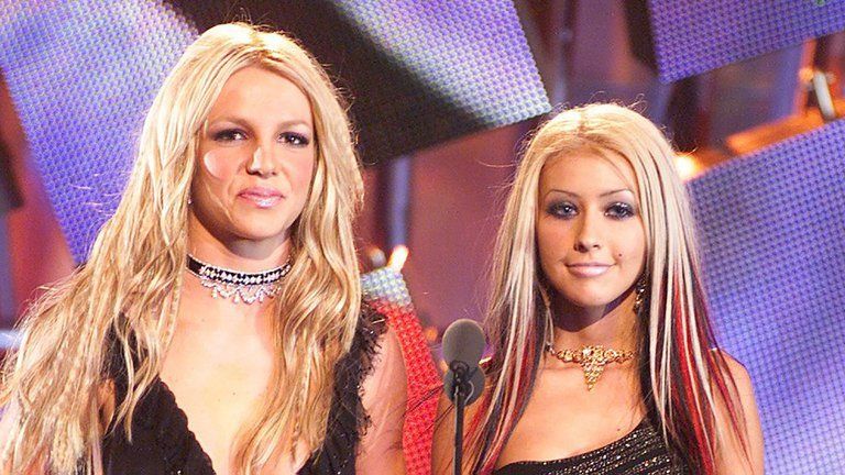 Christina Aguilera y Britney Spears.
