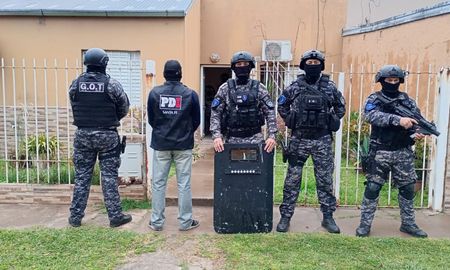 La detención del acusado se concretó el lunes pasado tras dos allanamientos de la PDI con grupos tácticos. La detención del acusado se concretó el lunes pasado tras dos allanamientos de la PDI con grupos tácticos.