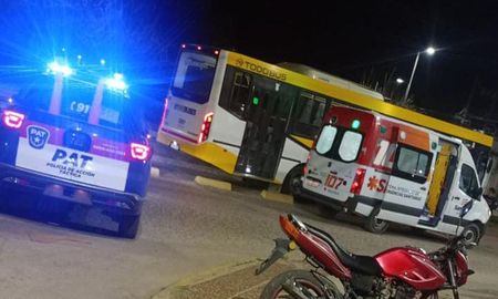 El hecho ocurrió en Avenida Blas Parera durante la noche de este domingo. El hecho ocurrió en Avenida Blas Parera durante la noche de este domingo.