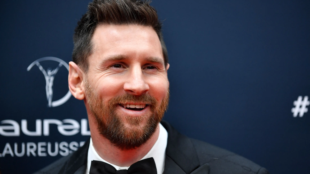Lionel Messi otra vez el mejor. El argentino fue distinguido como Deportista Mundial del Año en París, en el marco del Premio Laureus.