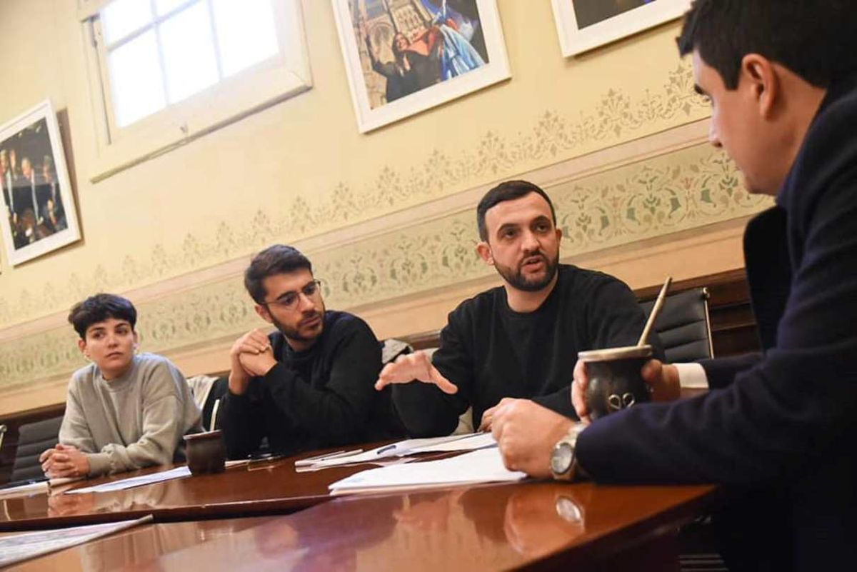 Los diputados Leonardo Grosso y Eduardo Toniolli afirmaron que es hora de discutir el proceso de producción y comercialización de los alimentos.