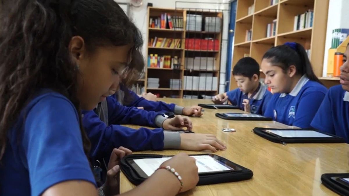 Coronavirus: crece el interés por las plataformas educativas para que los chicos aprendan en su casa