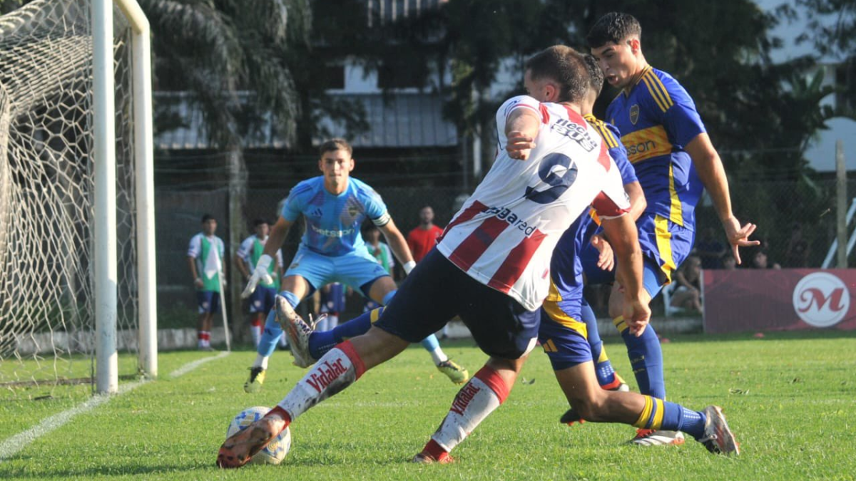 Unión y Boca igualaron 0-0 en el marco de la 2ª fecha del Apertura Proyección de Reserva. Unión y Boca igualaron 0-0 en el marco de la 2ª fecha del Apertura Proyección de Reserva.