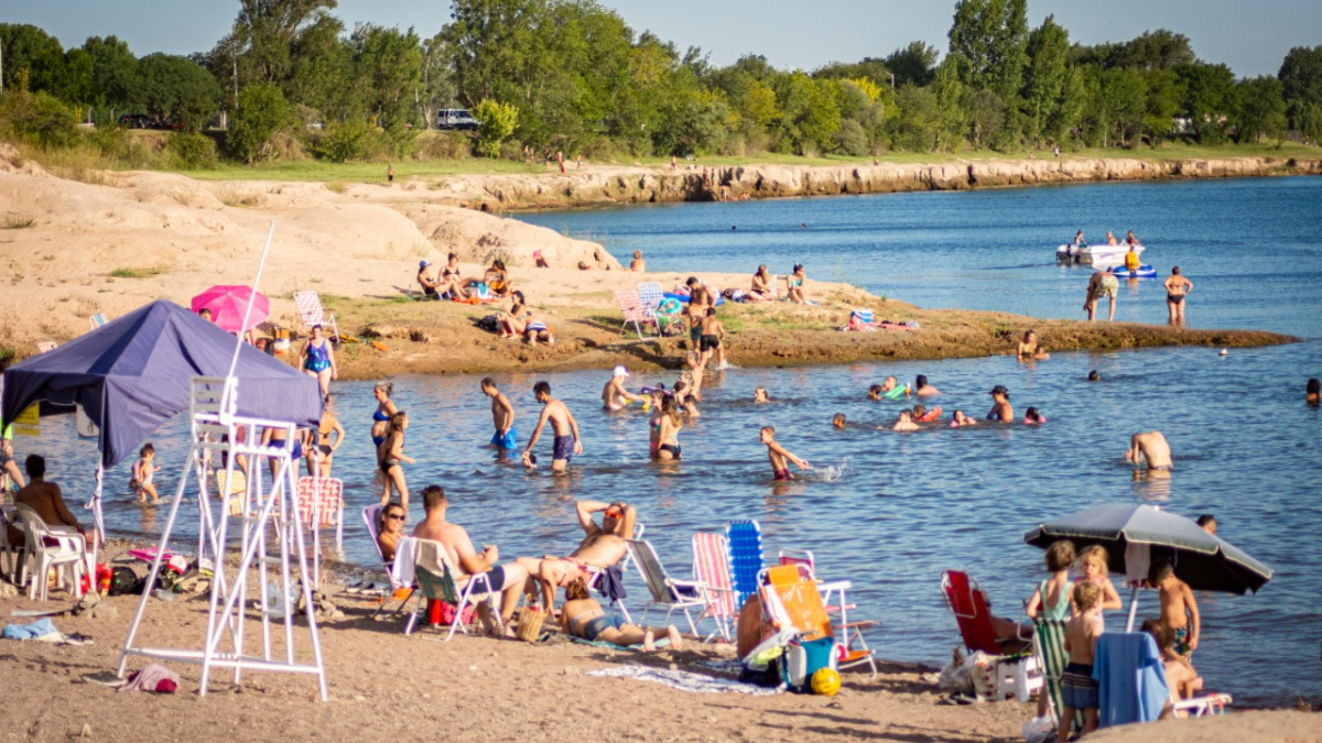 Villa Rumipal, un maravilloso destino a orillas del lago más grande de Córdoba. Villa Rumipal, un maravilloso destino a orillas del lago más grande de Córdoba.