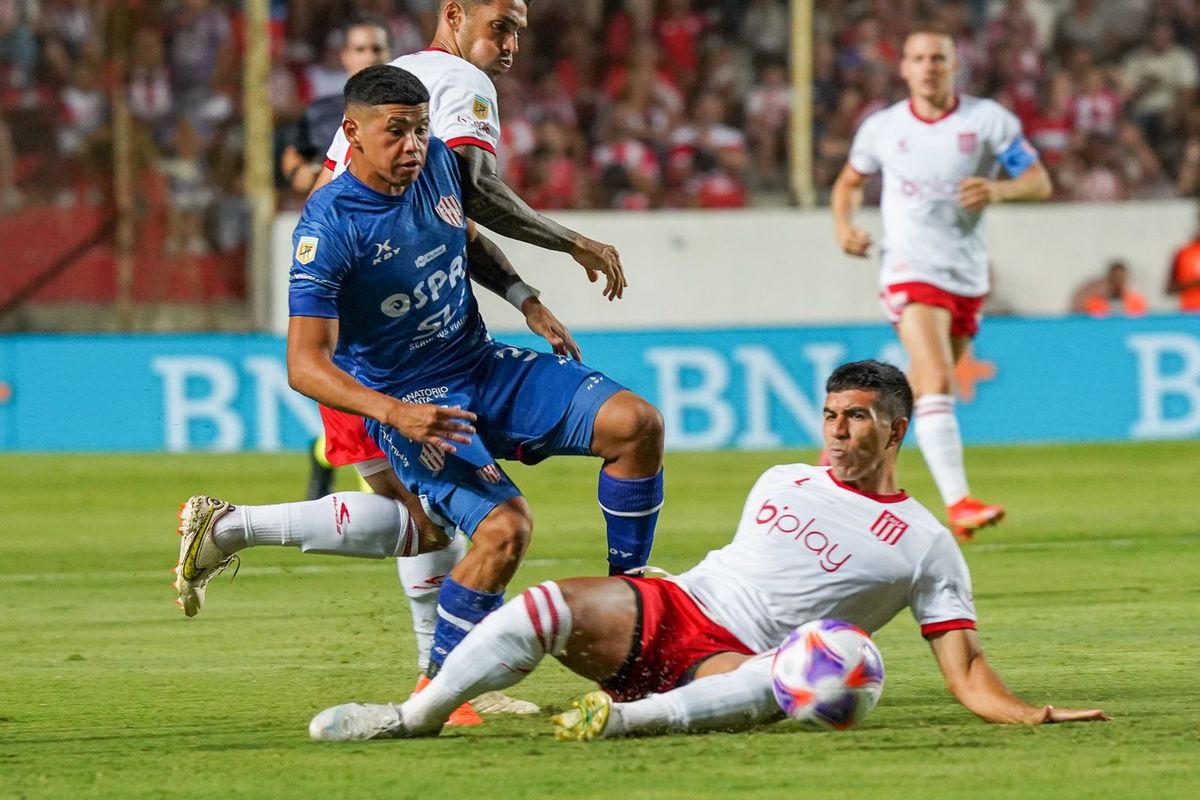 Estudiantes La Plata x Independiente Chivilcoy 08/02/2023 na Taça