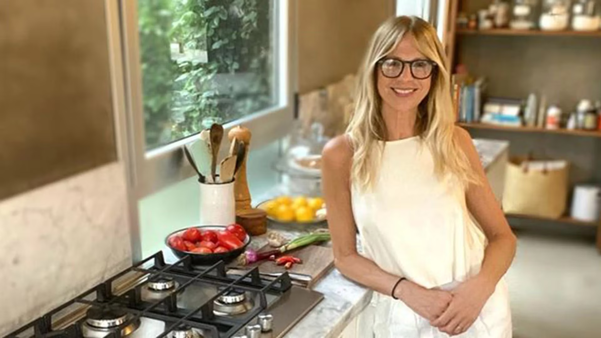 La sencilla receta de Claudia Fontán para preparar mbejú. La sencilla receta de Claudia Fontán para preparar mbejú.