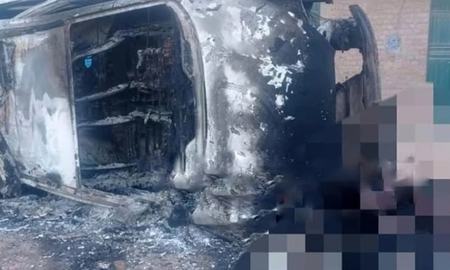 Asesinato: quemaron vivo a un policía dentro de un patrullero durante las protestas contra el gobierno en Perú Asesinato: quemaron vivo a un policía dentro de un patrullero durante las protestas contra el gobierno en Perú