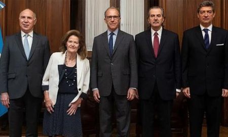 los ministros de la corte se bajaron 25% los sueldos por la emergencia los ministros de la corte se bajaron 25% los sueldos por la emergencia