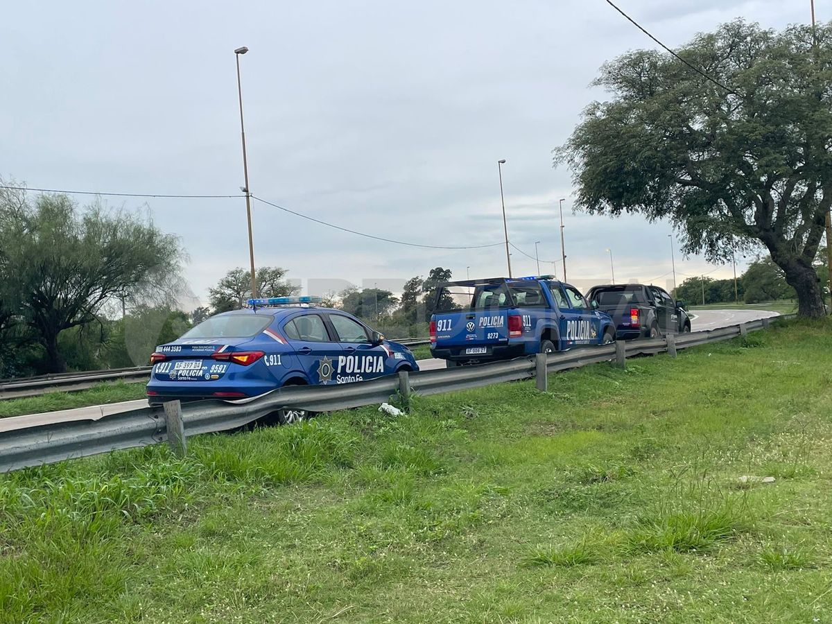 Casa bomba cero: encontraron el cuerpo de un hombre flotando en el río Casa bomba cero: encontraron el cuerpo de un hombre flotando en el río