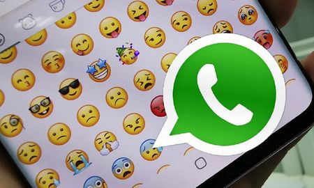 WhatsApp va a agregar más de 100 emojis navideños. WhatsApp va a agregar más de 100 emojis navideños.