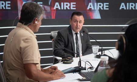 El juez federal Aldo Alurralde mantuvo una extensa entrevista con el programa Ahora Vengo, por AIRE. El juez federal Aldo Alurralde mantuvo una extensa entrevista con el programa Ahora Vengo, por AIRE.