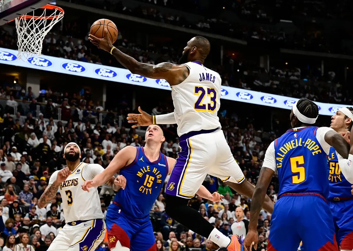 LeBron además de ser el máximo anotador de la historia de la NBA