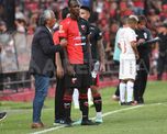 Pipo Gorosito analiza modificar la línea de cinco en Colón para recibir el lunes a Newells.