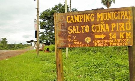 Tragedia en un camping de Misiones: murió una nena de 8 años aplastada por una mesa Tragedia en un camping de Misiones: murió una nena de 8 años aplastada por una mesa